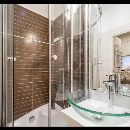 Apartman Center Studio With Sauna And Patio Budapest