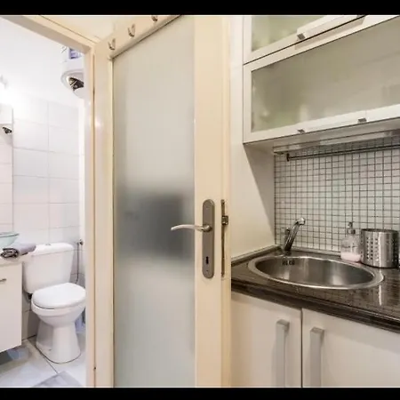 Center Studio With Sauna And Patio Apartment Budapest